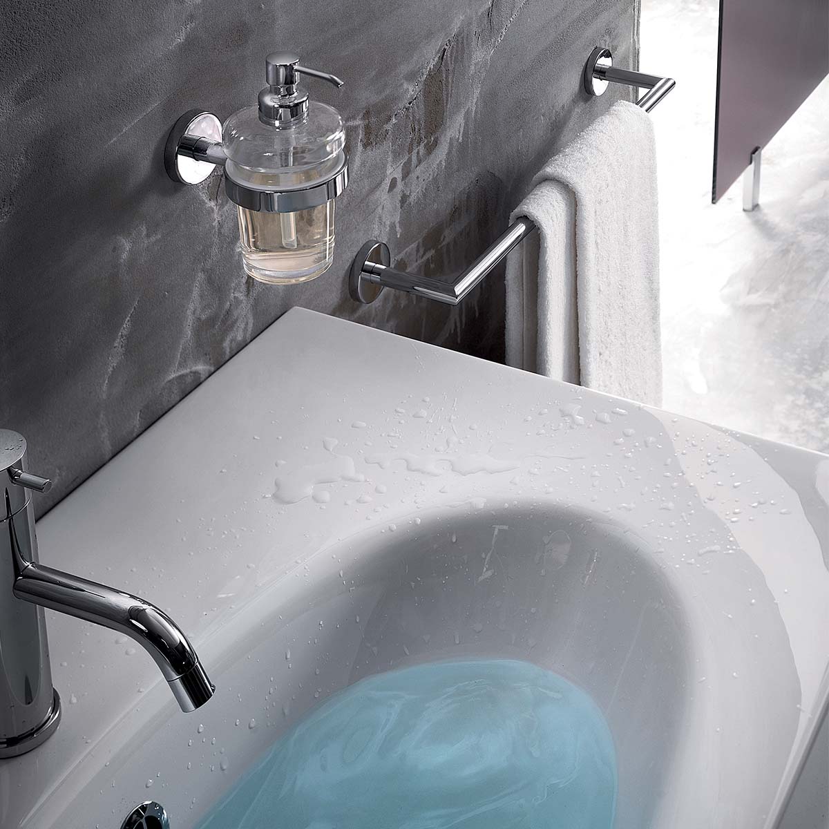 Wall mounted liquid soap dispenser – Gealuna