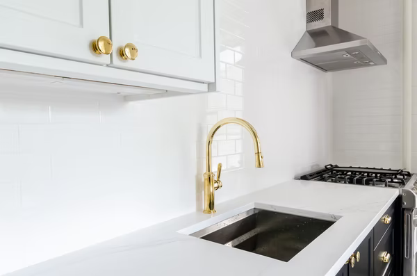 TAPS & MORE Dubai | All-in-One Kitchen Sink Buying Guide